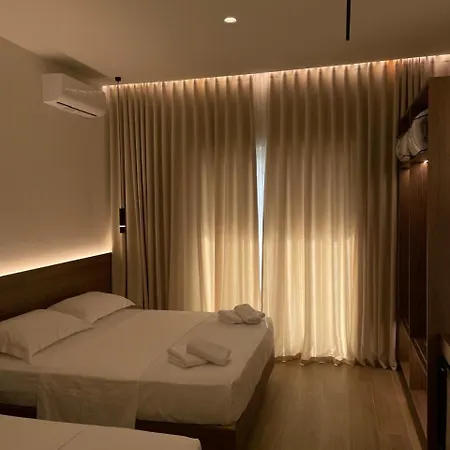 Hotel Takas Boutique Radhimë