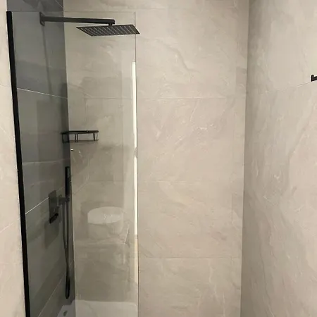 Отель Takas Boutique
