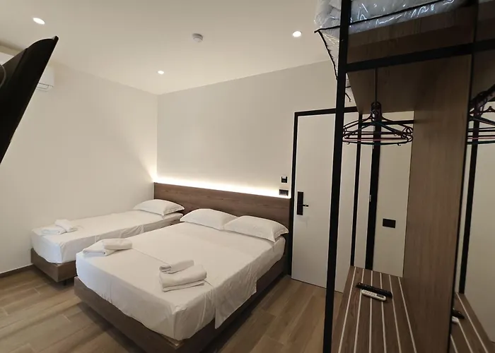 Takas Boutique Hotel Radhimë